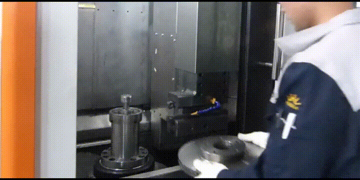 剎車盤數控立車夾持和加工都很方便 剎車盤數控立車夾持和加工都很方便